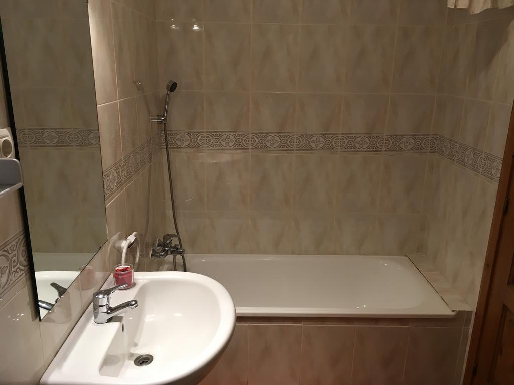 Vora Riu Lägenhet Esterri d'Àneu Exteriör bild